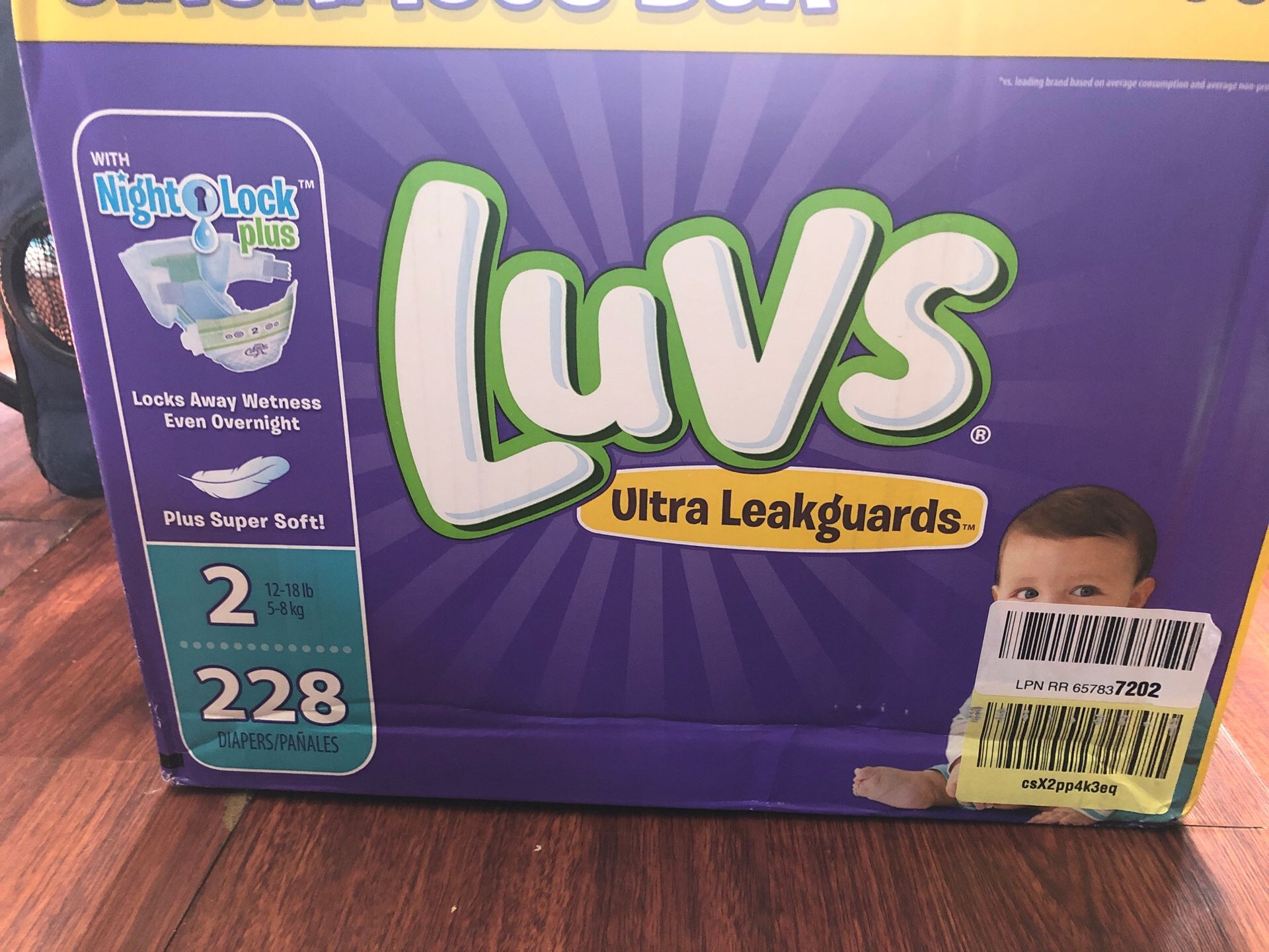 LUVs Size 2 Diapers 228ct
