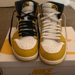 Jordan 1 Mid “Yellow Ochre” (Box Included)