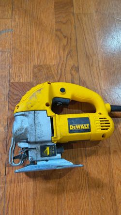 DeWalt DW317 Corded Orbital Jigsaw — Variable Speed, Tested