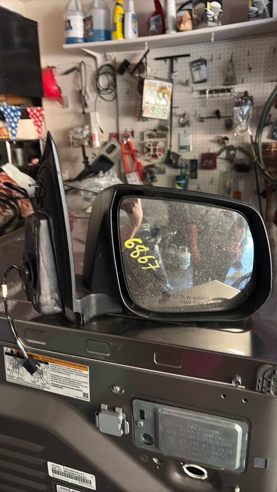 2020 GMC Canyon right mirror
