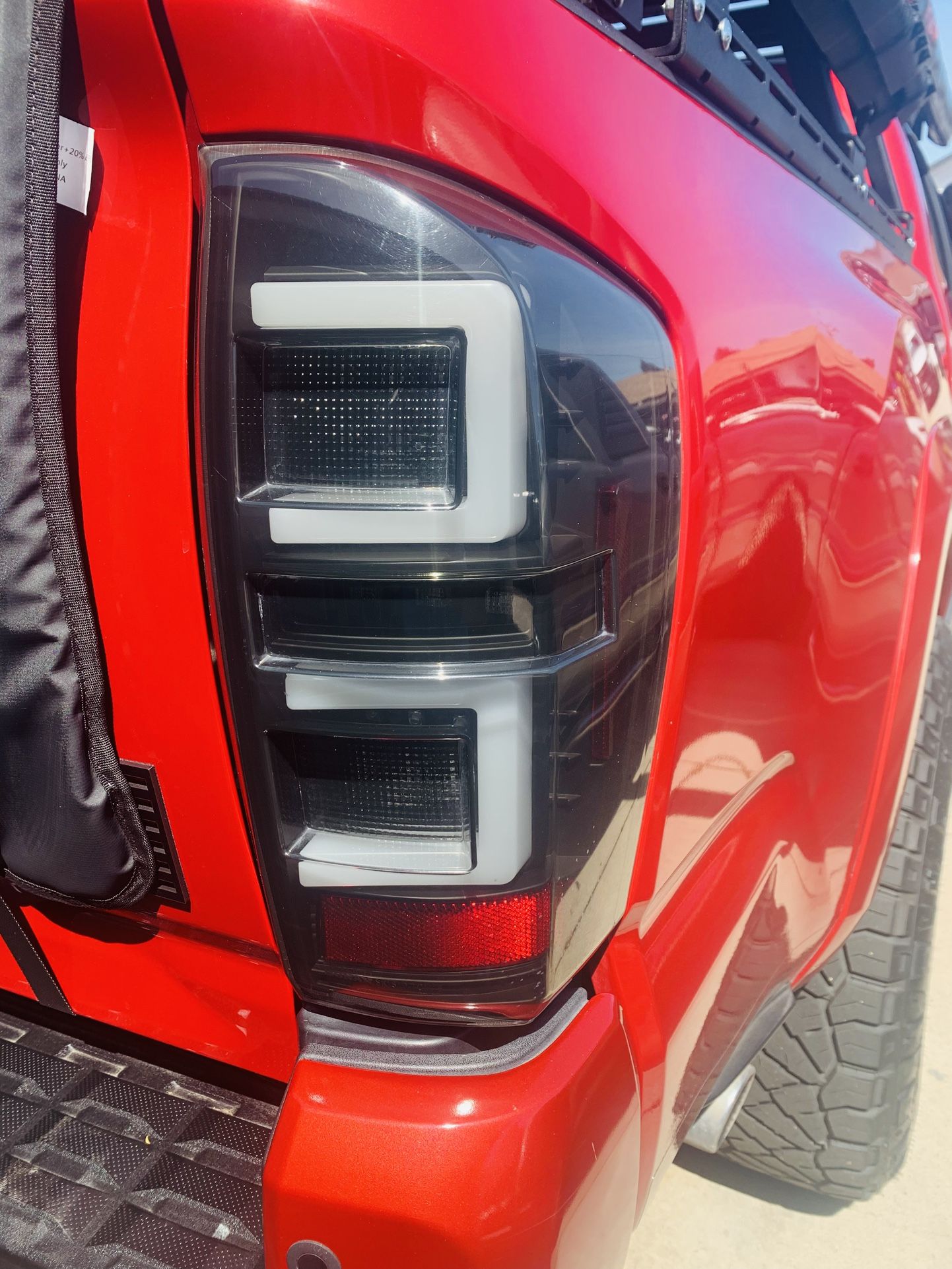 2016-2023 Toyota Tacoma 8DX Led Tail Lights