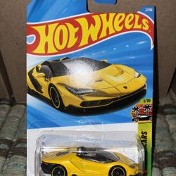 16 Lamborghini centenario roadster Hotwheel