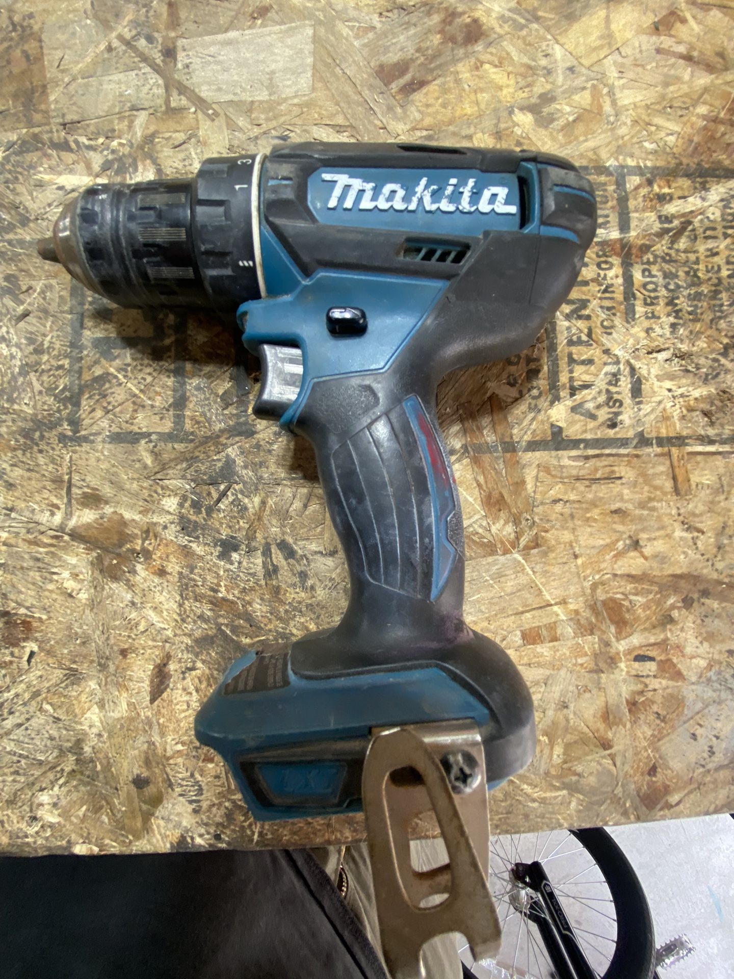 Makita XFD10 Drill