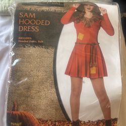 Costume