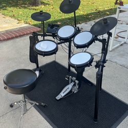 Electric Drum Set