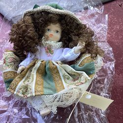 Vintage Victorian, Doll Made In Italy 6”