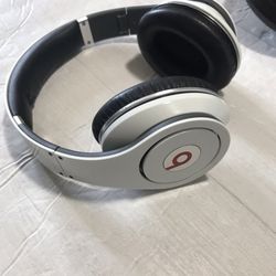 beats studio headphones