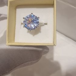 Luxury Diamond Ring Size 7