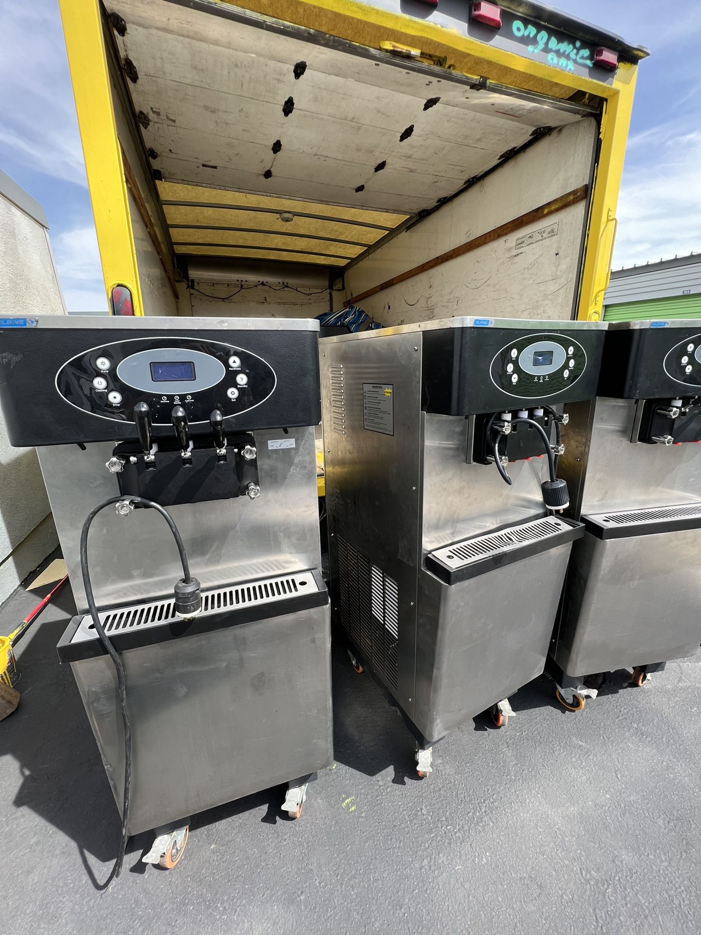 Ice Cream Machines For Sale Asking 2700 For All for Sale in Los