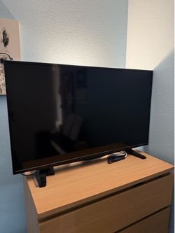 Insignia 40in LED TV