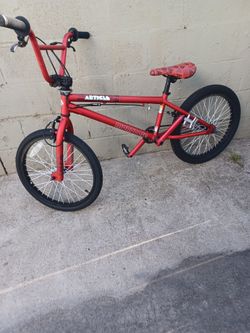 MONGOOSE size 20 frame 12