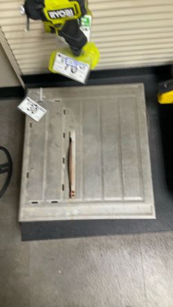 Wet saw tile