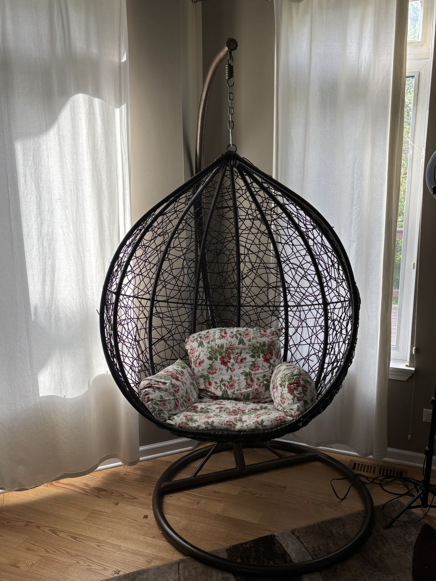 Indoor Hanging Egg Chair with Stand – Floral Cushion Included
