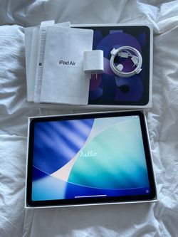 FULL SET- Apple iPad Air 5th  Generation 256gb  With original Apple Box, Booklet, Charger and Cable