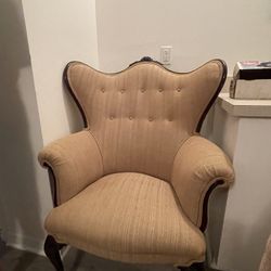 Wing Back Chair Set