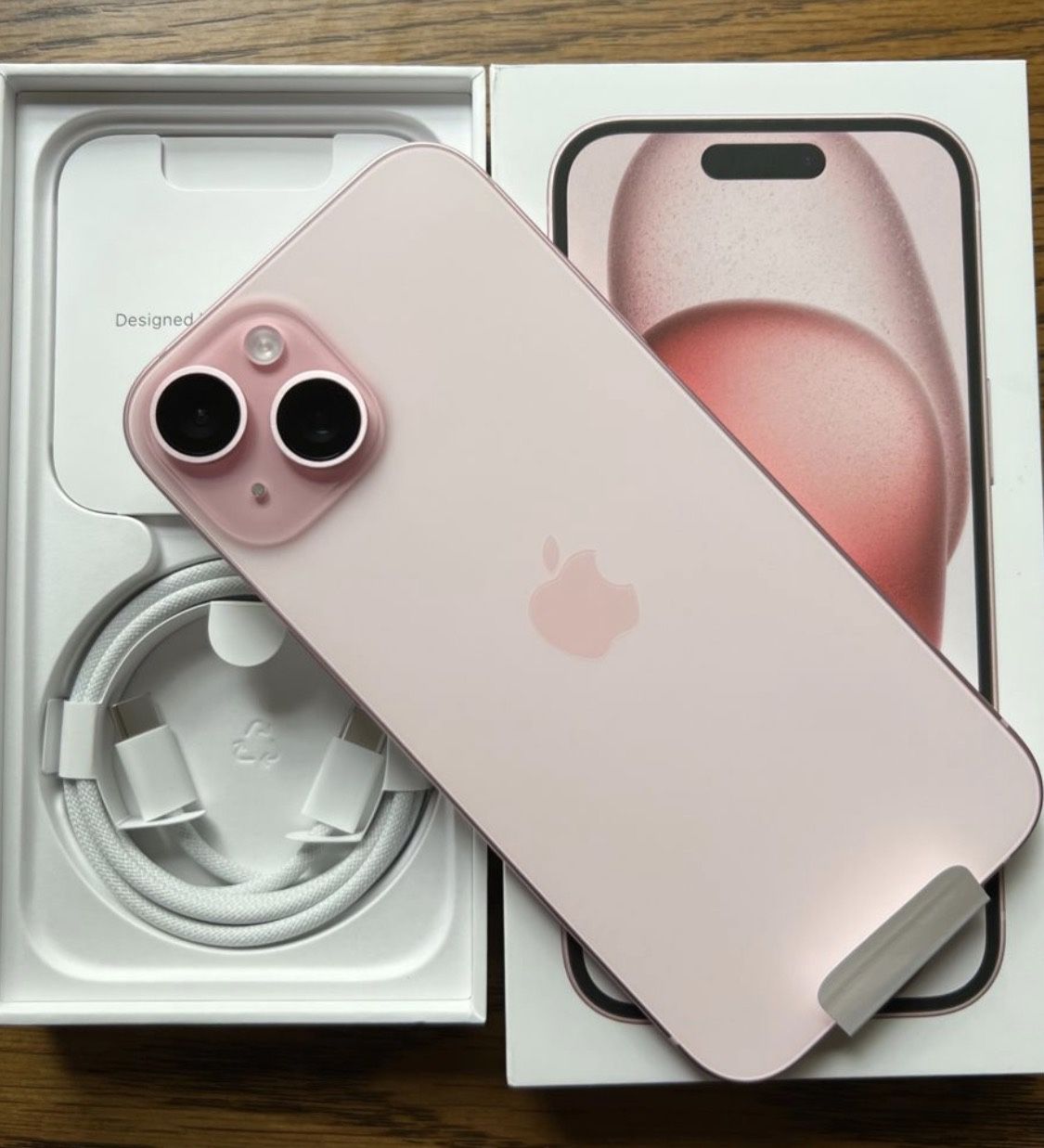UNLOCKED IPhone 15 Pink