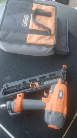 Angled finish nailer 40$