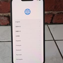 iPhone 13 128GB (Unlocked)