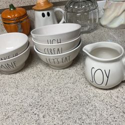 RAE Dunn Bowls And Soy Cup