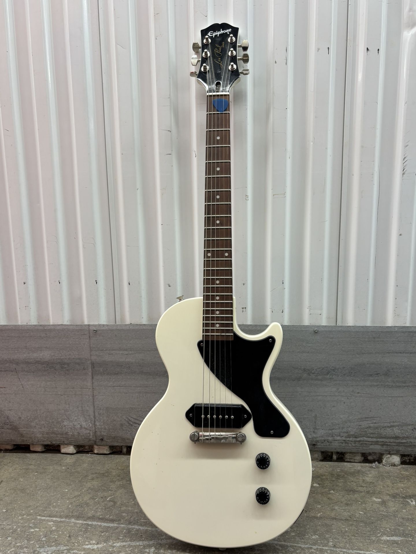 Epiphone Billie Joe Armstrong Les Paul Junior Classic White