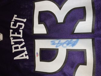 Signed Mint condition Sacramento Kings Ron Artest Jersey