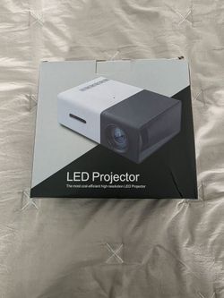 A new HOME LED PROJECTOR