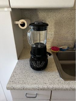 MOVING SALE - Cuisinart Blender