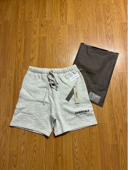Essential shorts light oat