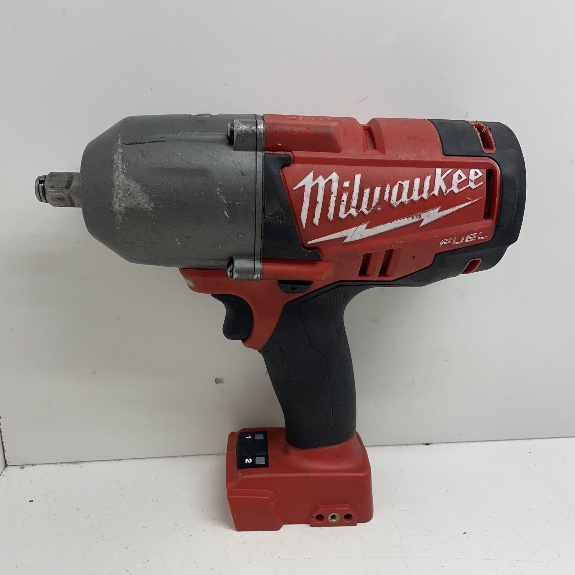 Milwaukee M18 Fuel Brushless Impact Wrench 201470/12