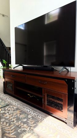 TV CONSOLE FOR SALE PICK UP AVAILABLE AS SOON AS POSSIBLE