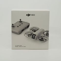 DJI Neo 4K Camera Drone DNIA0626 Fly More Combo