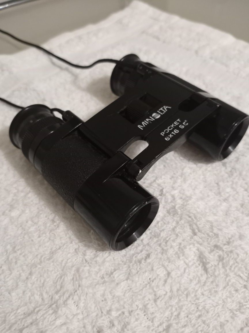 MINOLTA - POCKET BINOCULAR
