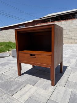 Vintage Mid-Century Modern Nightstand – Mount Airy Janus Collection