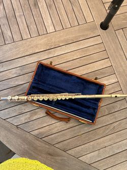 Flute Vintage Gemeinhardt M2 Student Flute with Case, good pads