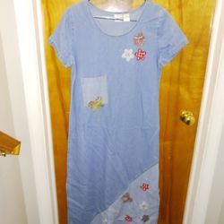 Nice Ladies  Size Small Lightweight Denim Dress