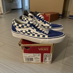 Vans 