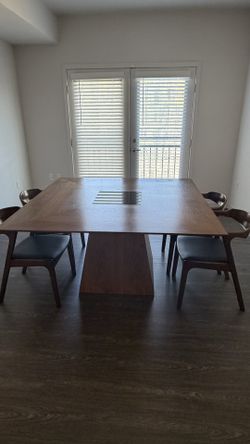 Modern Solid Wood Dining Table Set –Luxury Design