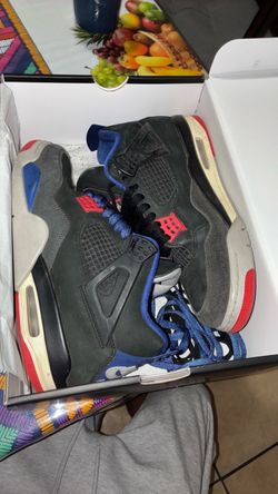 Air Jordan 4 Retro Sneakers