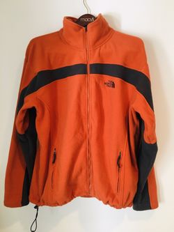 The North face TKA 200 Men’s jacket. Size : L/G . Orange & Gray . Beautiful.
