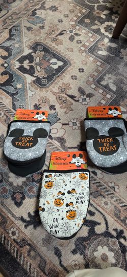 Halloween Disney oven mittens