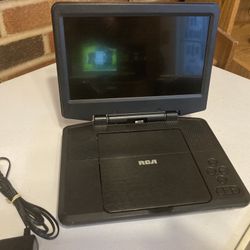 RCA Portable DVD player AVC Multimedia 9" screen DRC98090 USED - $20 (Withamsville)