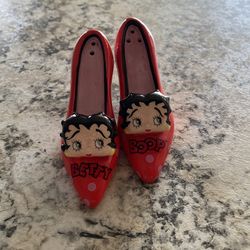 Betty Boop Salt and Pepper Ceramic