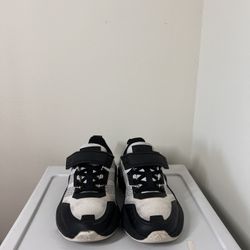 Adidas Star Wars shoes size 1 boys 