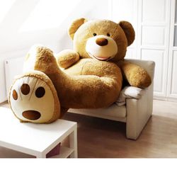 Giant Teddy bear 