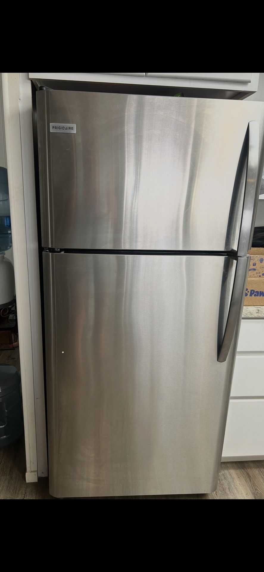 refrigerator Freezer Frigidaire Brand