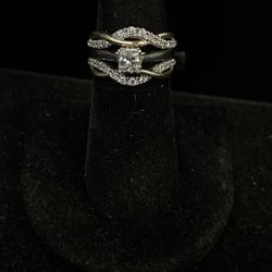 14K Gold Two tone princess cur diamond ring size 5-1/2 no trades pick up in Tacoma 