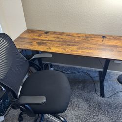 Electric Standing Office Desk+ Chair 