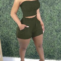 Women's Summer Vacation Solid Color Bandeau Top And Pocket Shorts 2pcs Casual Set