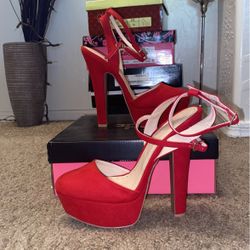 Red Heels, Size 9