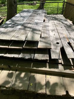 Wood old panels and pieces 2x4. & 4x4